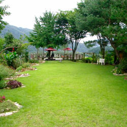 Sicily Pension, Hongcheon