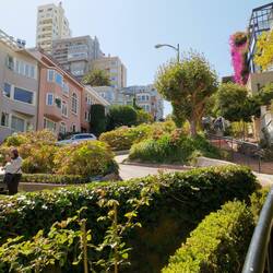 Lombard Street - the crookedest street.