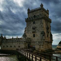 Torre de Belém (bei Weltuntergangsstimmung)