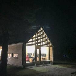 Am kalten Abend voller Campingköche