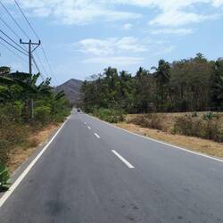 Lombok hatte noch asphaltierte Straßen ^^