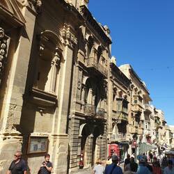 Rote Telefonzellen wie in GB.