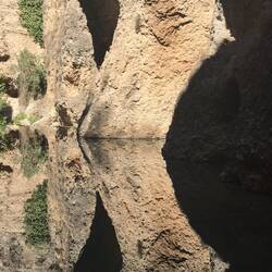 Views of the gorge relevted on the water