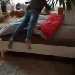 Ein echtes Bett 😅😂