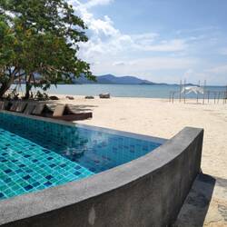 Infinitypool am Strand