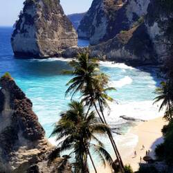 Diamond beach