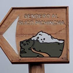 Path to Rucu Pichincha
