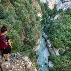 Der Sentier Vidal führt hinab in die Verdonschlucht