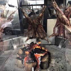 Mal kochen wir und mal lieben wir aber auch das Essen vor Ort