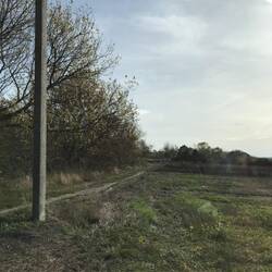 Ganz am Ende dieser Strasse liegt die Mülldeponie...