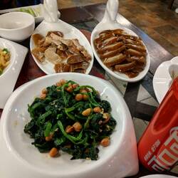 ... Und dann zusammen mit Beilagen gegessen :)