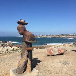 Skulptur am Strand von Hermanus