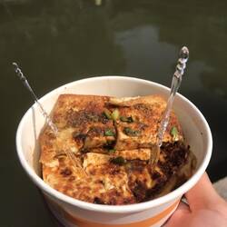 Einer unserer Snacks - der gebratene Tofu