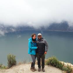 Der erste Blick auf den Quilotoa Kratersee...hoffentlich sieht es morgen besser aus.