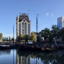Am alten Hafen