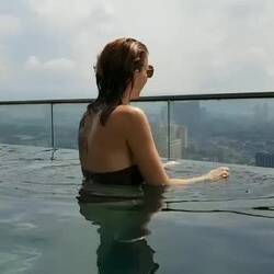 Im Infinitypool