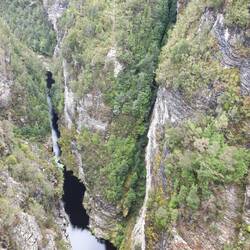 Schlucht am Stausee