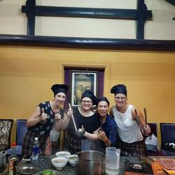 Katja, Stephanie, Chef Hi and Lucie at the Green Mango Cooking Class