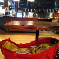 Hundefutter in der Bar