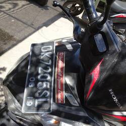 Man beachte den Sticker auf unserem Roller :)