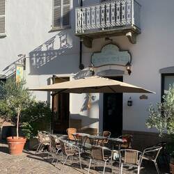 The Osteria in Castell'Alfero