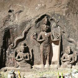 Von links nach rechts: Braham , Shiva, Ganesha