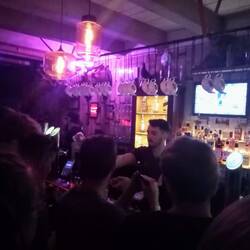 The Club night begins! Hier in der The World Bar