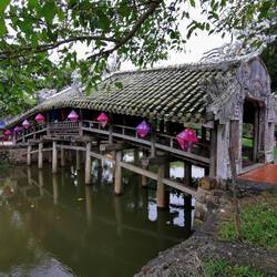 Thanh Toan Bridge (Roofed Bridge)