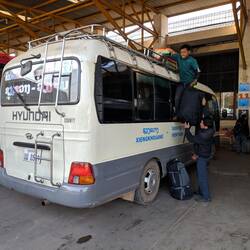 Der Minibus...