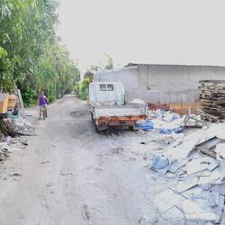 So sieht es hinter dem Strand aus...