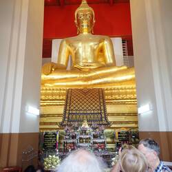 big Buddha at Wihan Phra Mongkhon Bophit