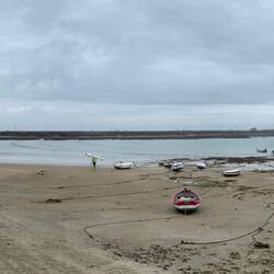 Playa de la Caleta at low tide ... and on a mostly overcast day — Cádiz, Spain.