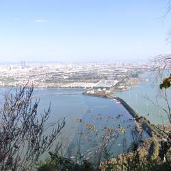 Die Aussicht auf Kunming und den Dian See vom Westhill (Xishan)