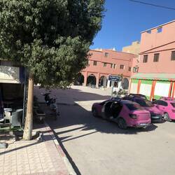 Pink Taxis