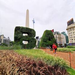 Buenos Aires, hinten der "Obelisco"