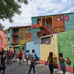 La Boca und seine farbigen Gebäude