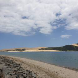 Hokianga Harbour... wo die riesigen Sanddünen wohnen..
