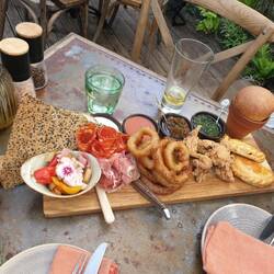 unser letztes leckeres Essen im "Garden shed"