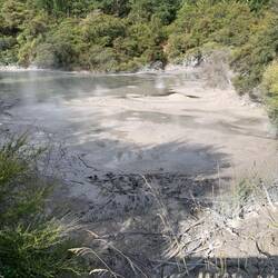 Mud pool / Schlammbecken