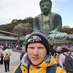 Der große Buddha im Tempel Kotokoin