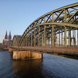 Hohenzollernbrücke & Kölner Dom