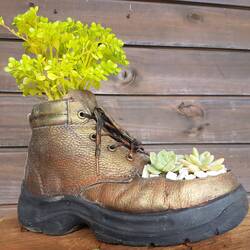 Wanderschuhe werden hier nur zur Deko benötigt