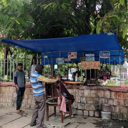 Schon ein schickerer Frisör auf der Straße 💇‍♂️