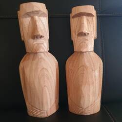 unsere geschenkten Moais