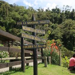 Das ist etwa auf Höhe der Zugspitze...