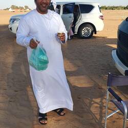 Er versorgte uns mit Abendessen.