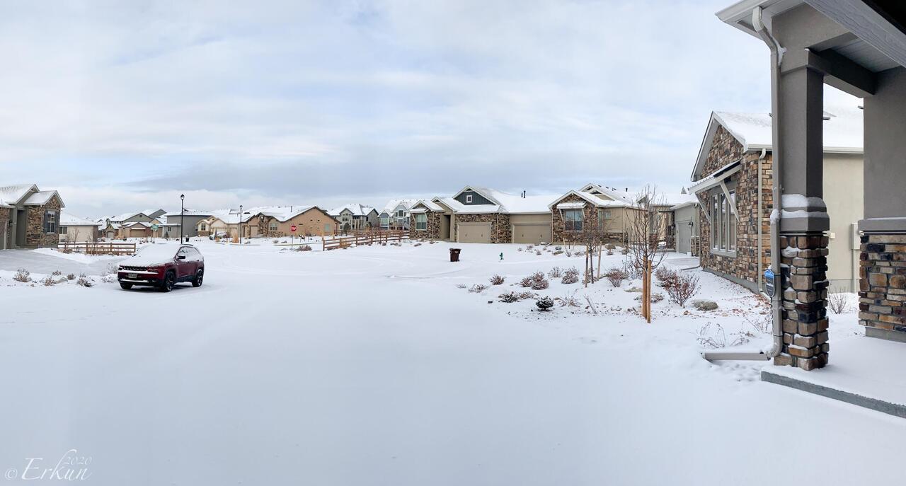 Looks impressive ... but we got less than 3" of snow — Colorado Springs, CO.
