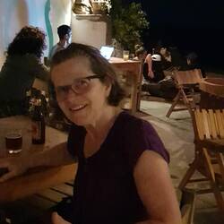 In der kleinen Lobby beim Bier