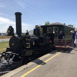 Wood delivery for the steam engine