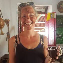 Zumindest eine Maske mit Kakao gab's noch!